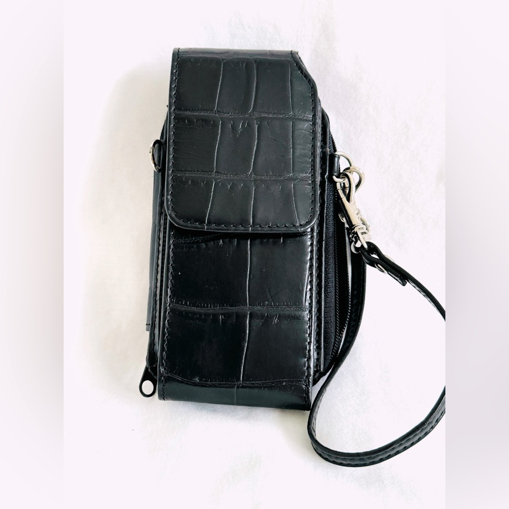 Wilson’s Leather Wristlet Wallet Phone Case  Black Leather Vintage NWOT